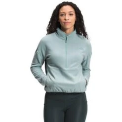 The North Face TKA Glacier Crop Fleece Women's 7 The North Face TKA Glacier Crop Fleece Women's -The North Face Shop 103809 SILVER BLUE m